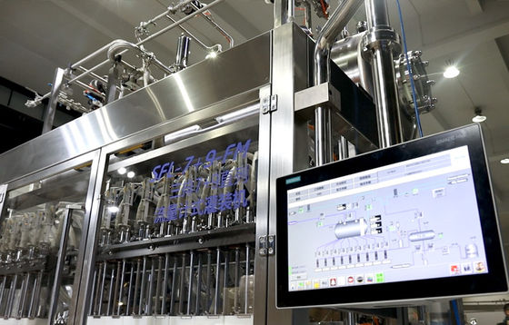 remplissage 4000w liquide et machine de capsulage 12000bph pour le fluide désinfectant médical