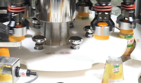 Un capsuleur servo Machine de bouteille de changement de clic