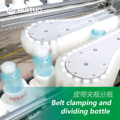 Machine de remplissage linéaire de suivi pour des cosmétiques appropriés pour différents conteneurs de bouteilles